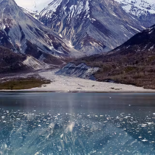 Mount Everest iPhone wallpaper