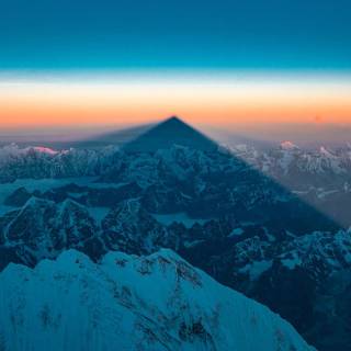 Mount Everest iPhone wallpaper
