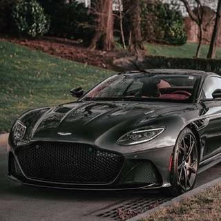 Aston Martin Vantage iPhone wallpaper