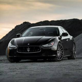 iPhone Maserati wallpaper