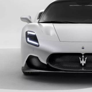 iPhone Maserati wallpaper