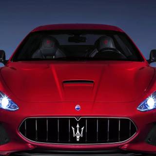 iPhone Maserati wallpaper