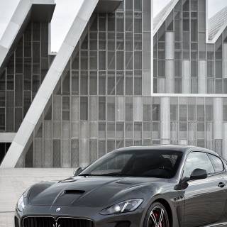 iPhone Maserati wallpaper