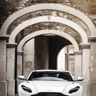 Aston Martin Vantage iPhone wallpaper