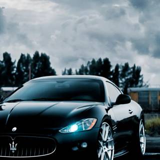 iPhone Maserati wallpaper