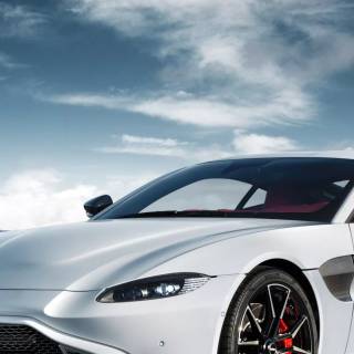 Aston Martin Vantage iPhone wallpaper