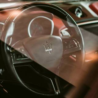 iPhone Maserati wallpaper