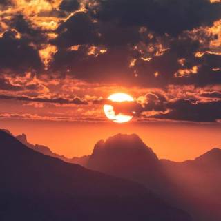 iPhone 12 mountain wallpaper