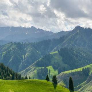 iPhone 12 mountain wallpaper