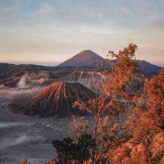 iPhone 12 mountain wallpaper