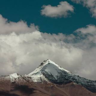 iPhone 12 mountain wallpaper