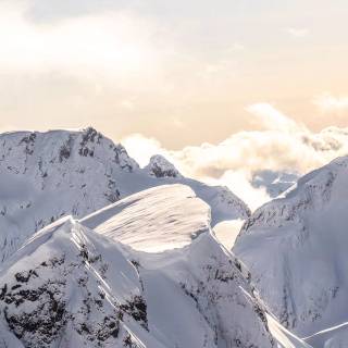 Mountain iPhone 12 wallpaper