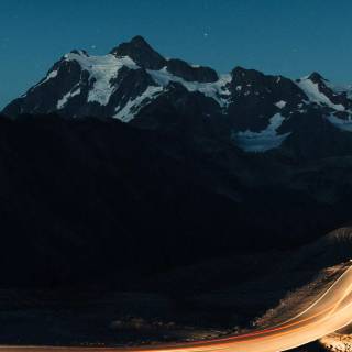 Mountain iPhone 12 wallpaper