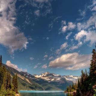 Mountain iPhone 12 wallpaper