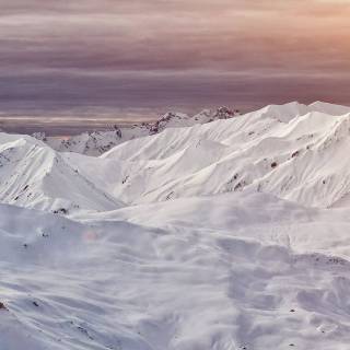 Mountain iPhone 12 wallpaper