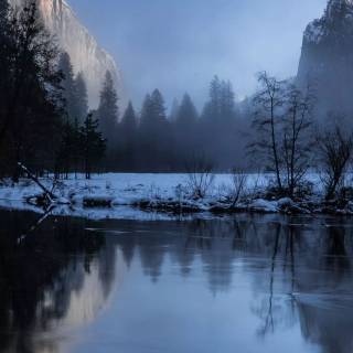 Mountain iPhone 12 wallpaper