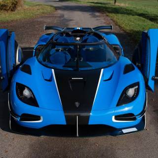 Koenigsegg Agera R blue wallpaper
