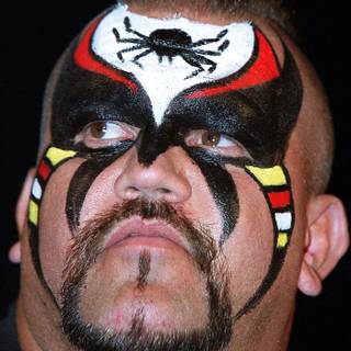 Road Warrior Animal wallpaper
