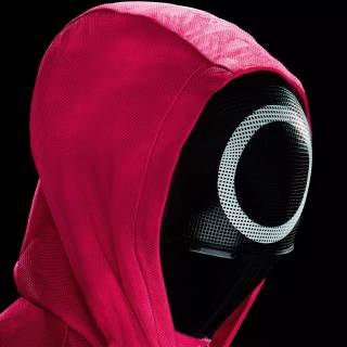 Squid Game guard PC wallpaper