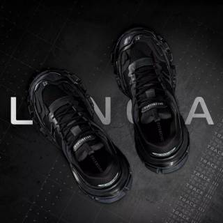 Balenciaga tracks wallpaper