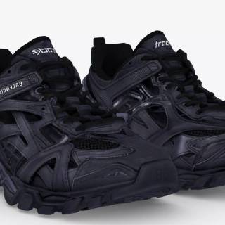 Balenciaga tracks wallpaper