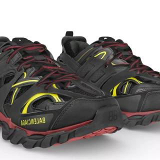 Balenciaga tracks wallpaper