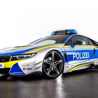 BMW police race car wallpaper