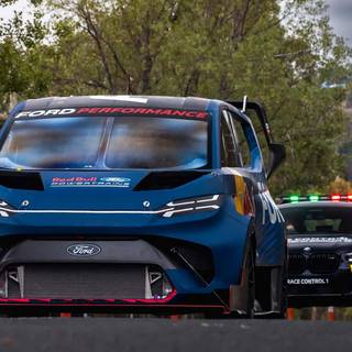 Ford Supervan 4 wallpaper