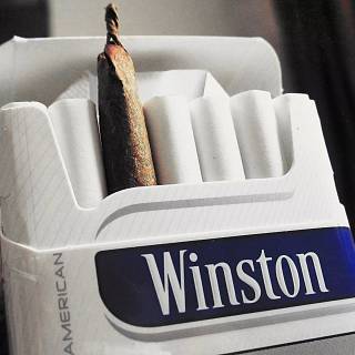 Winston cigarette wallpaper