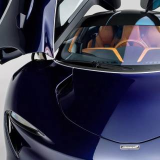 McLaren Speedtail iPhone wallpaper