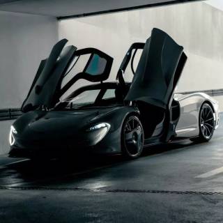 McLaren Speedtail iPhone wallpaper