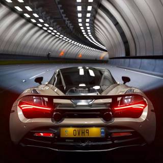 McLaren Speedtail iPhone wallpaper