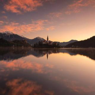 Bled iPhone wallpaper