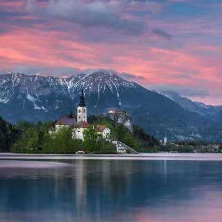 Bled iPhone wallpaper