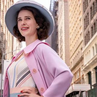 Rachel Brosnahan desktop wallpaper