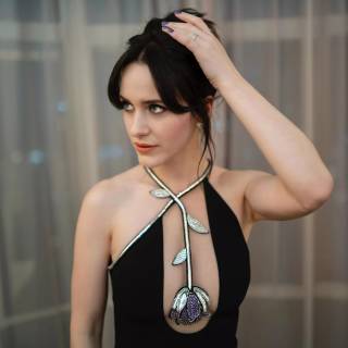 Rachel Brosnahan desktop wallpaper