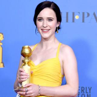 Rachel Brosnahan desktop wallpaper