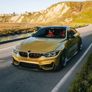 BMW M4 F80 wallpaper