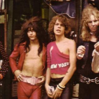 New York Dolls wallpaper