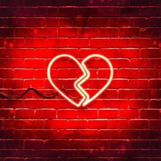 Shattered heart wallpaper