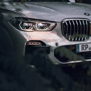 BMW portrait wallpaper