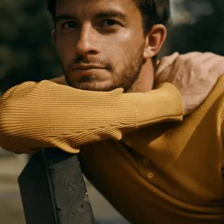 Jonathan Bailey wallpaper