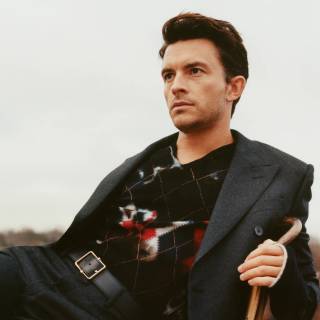 Jonathan Bailey wallpaper