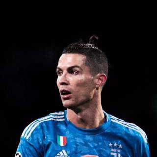 Ronaldo blue jersey wallpaper
