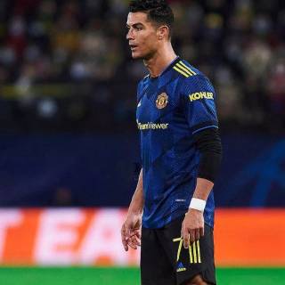 Ronaldo blue jersey wallpaper