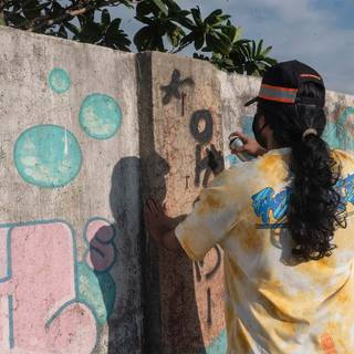 Urban Monkey wallpaper