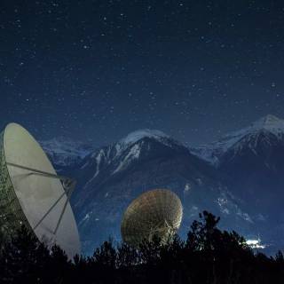 Radio telescope wallpaper