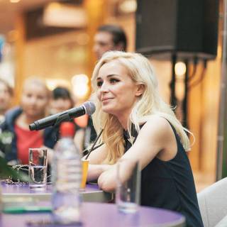 Polina Gagarina wallpaper