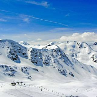 Ski slopes wallpaper