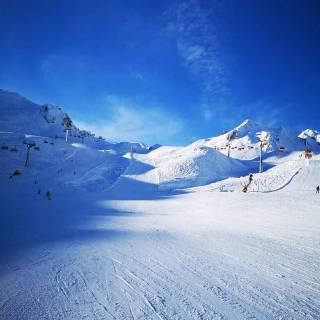 Ski slopes wallpaper